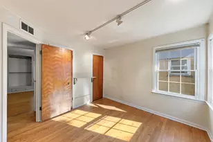 200 S Greeley St, Palatine, IL 60067 - Photo 18