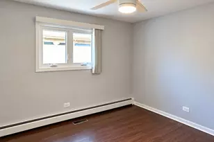 17034 Henry St, Lansing, IL 60438 - Photo 8