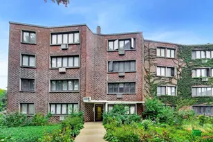 1138 W Lunt Ave, Chicago, IL 60626 - Photo 1