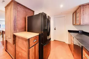1138 W Lunt Ave, Chicago, IL 60626 - Photo 10