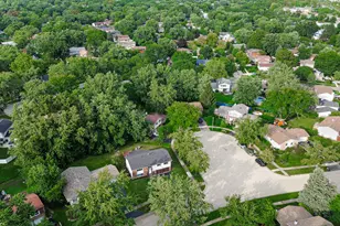 404 Assembly Dr, Bolingbrook, IL 60440 - Photo 6