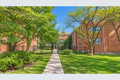 227 Custer Avenue #1, Evanston, IL 60202 - Photo 2