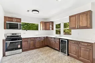 1521 McKinley Avenue, Joliet, IL 60436 - Photo 6