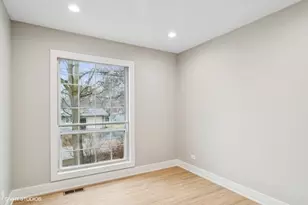 23726 N Overhill Dr, Lake Zurich, IL 60047 - Photo 14