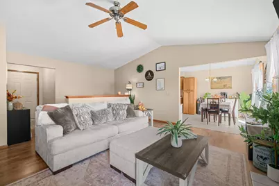 627 Cranbrook, Mount Morris, IL 61054 - Photo 2