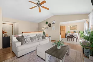 627 Cranbrook, Mount Morris, IL 61054 - Photo 2