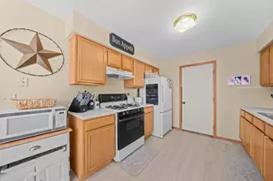 627 Cranbrook, Mount Morris, IL 61054 - Photo 14