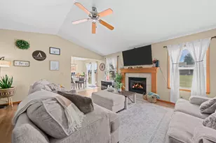627 Cranbrook, Mount Morris, IL 61054 - Photo 6