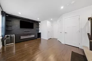 15603 Alice Mae Ct, Orland Park, IL 60462 - Photo 2