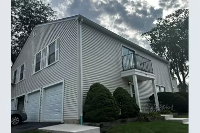451 James Court #D, Glendale Heights, IL 60139 - Photo 2