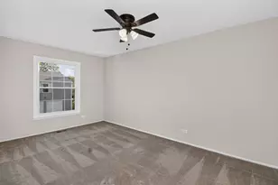 1101 Bunker Hill Ct, Wheaton, IL 60189 - Photo 8