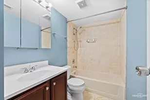 2250 Abbeywood Dr, Lisle, IL 60532 - Photo 12