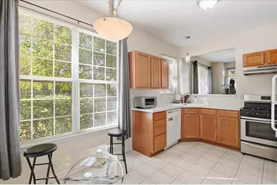 1404 Remington Court, Grayslake, IL 60030 - Photo 4