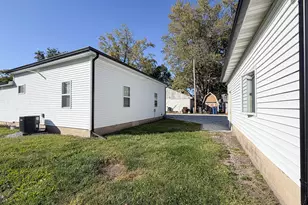 205 S Washington St, Mansfield, IL 61854 - Photo 40