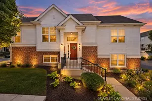 442 Plaza Pl, Aurora, IL 60504 - Photo 2