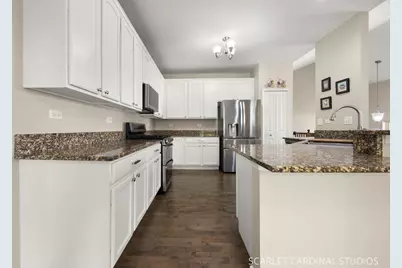 442 Plaza Place, Aurora, IL 60504 - Photo 10