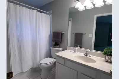 1635 N Milwaukee Avenue #105, Libertyville, IL 60048 - Photo 18
