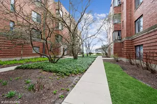 1224 W Chase Ave, Chicago, IL 60626 - Photo 12