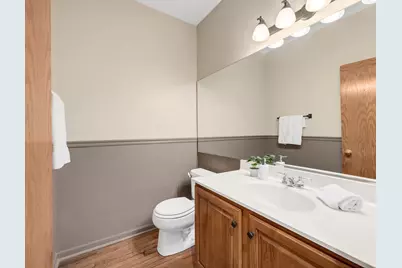 2596 Camberley Circle, Westchester, IL 60154 - Photo 20