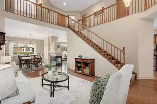 2596 Camberley Cir, Westchester, IL 60154 - Photo 6