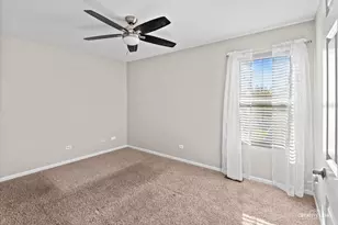 2718 Stonewall Ln, Joliet, IL 60435 - Photo 12