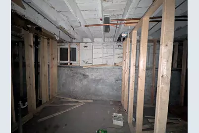 7829 S Marquette Avenue, Chicago, IL 60649 - Photo 10