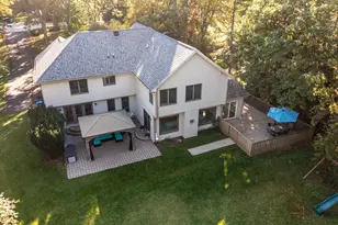 26792 W Lakeview Dr S, Lake Barrington, IL 60084 - Photo 52