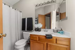 2881 N Augusta Dr, Wadsworth, IL 60083 - Photo 20