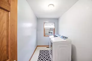 1245 Alexandra Blvd, Crystal Lake, IL 60014 - Photo 14