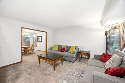1245 Alexandra Boulevard, Crystal Lake, IL 60014 - Photo 4