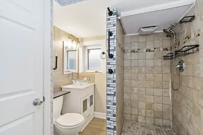 555 Lowden Avenue, Glen Ellyn, IL 60137 - Photo 18