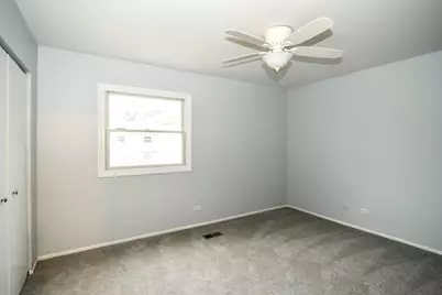 804 E Hillside Avenue #804, Barrington, IL 60010 - Photo 18