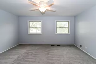 804 E Hillside Ave, Barrington, IL 60010 - Photo 14