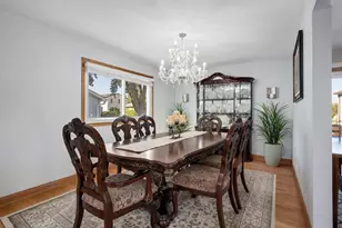 96 Brookside Dr, Glendale Heights, IL 60139 - Photo 8