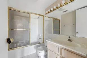 1 Renaissance Pl, Palatine, IL 60067 - Photo 8