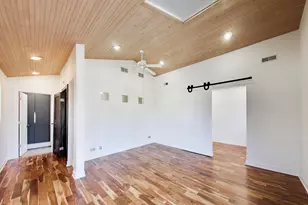 2638 W Grand Ave, Chicago, IL 60612 - Photo 12