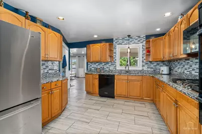 2405 Sarah Street, Franklin Park, IL 60131 - Photo 10