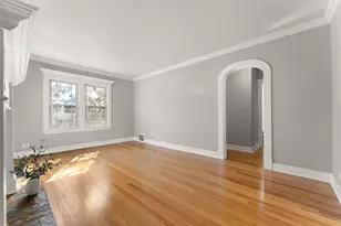 18034 Burnham Ave, Lansing, IL 60438 - Photo 8