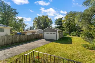 18034 Burnham Ave, Lansing, IL 60438 - Photo 30