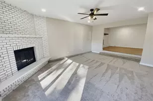 5 Bel-Air Dr, Centralia, IL 62801 - Photo 8