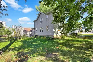 223 E Franklin St, Franklin Grove, IL 61031 - Photo 30