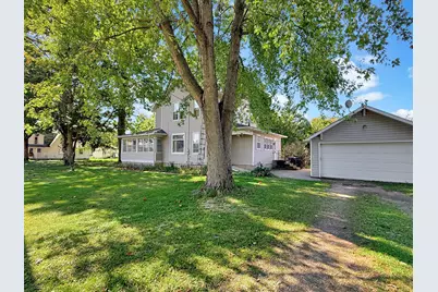 223 E Franklin Street, Franklin Grove, IL 61031 - Photo 28