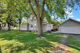 223 E Franklin St, Franklin Grove, IL 61031 - Photo 28