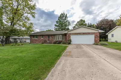 2102 Cedar Avenue, Mendota, IL 61342 - Photo 2