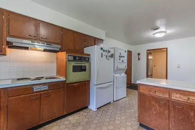 2102 Cedar Avenue, Mendota, IL 61342 - Photo 12