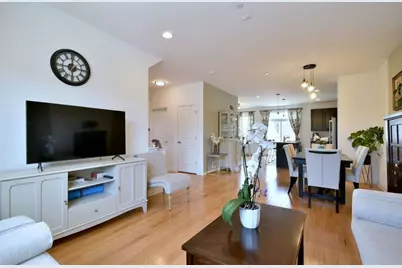 803 Lee Street, Des Plaines, IL 60016 - Photo 2