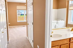 21100 Eugene Siegel Ct, Crest Hill, IL 60403 - Photo 16