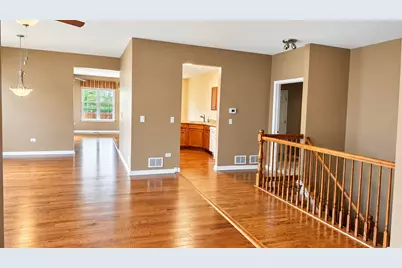 21100 Eugene Siegel Court, Crest Hill, IL 60403 - Photo 6