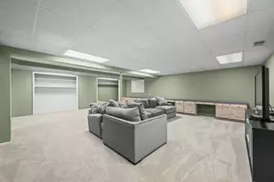 2690 Crestwood Ln, Riverwoods, IL 60015 - Photo 22