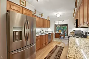 740 Saint Andrews Ln, Crystal Lake, IL 60014 - Photo 4